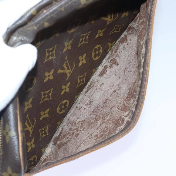 LOUIS VUITTON Monogram Compiegne 28 Clutch Bag - Picture 10 of 15
